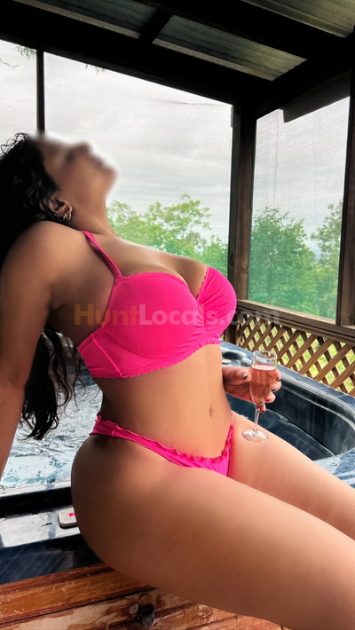 Priya Raj | Unique And Pleasing Indian Escort | 0468 818 145